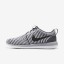 Nike zapatillas para hombre roshe two flyknit gris oscuro/gris lobo/blanco/gris oscuro
