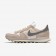Nike zapatillas para mujer internationalist tinte puesta de sol/blanco cumbre/gris azulado
